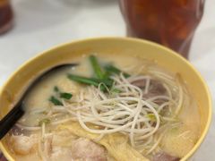 -谭仔米线(皇庭广场店)