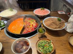 -萍姐火锅·公路夜市(武汉首店)