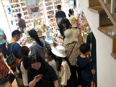 -猫的天空之城概念书店(苏州平江店)