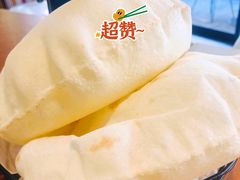 餐前面包-ELI FALAFEL Lebanese&Mediterranean黎巴嫩美食(富城路店)