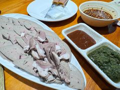 -一群羊手扒肉·火锅·早茶(远东公寓店)