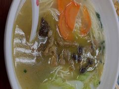 香菇鸡肉面-日月永和中国餐饮名店(东湖店)
