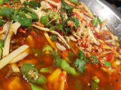 -兔行天下-鸿鹤鲜锅兔(中海国际店)