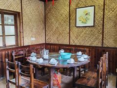 包厢-绿雅居原生态农庄(小涌店)