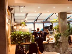 大堂-HIGH FIVE哈福手工汉堡(桂林路店)