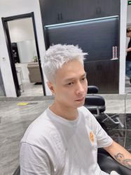 -BULB STUDIO 巴柏明星发型工作室