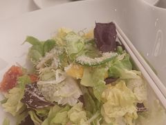 牛油果凯撒沙拉-韶山红•湘粤宴(木樨地·华天大厦店)