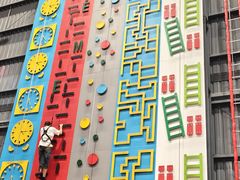 -极限PLAY运动娱乐新世界·团建派对表演休闲馆·室内高空游乐园