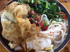 -巍山𤆵肉饵丝