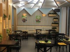 大堂-MOMO冰品·生巧汤圆(红桥店)