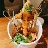 吾悦广场这里就这家看起来不错，结果真的很好吃