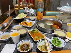 -江小渔鲜鱼火锅(应天西路店)
