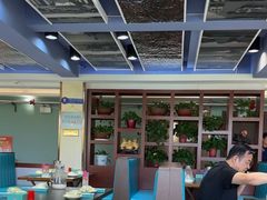 -小红鲸·海鲜餐厅(轸大路店)