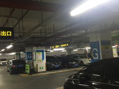 -万象城-停车场