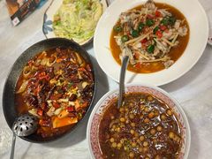 -孔雀云贵川·融合菜(长宁来福士店)