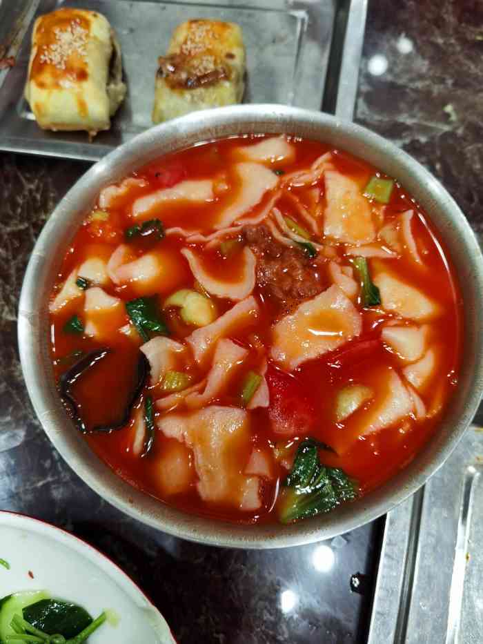 伊佳人餐厅(紫南家园店)-"开业至今来过多次因为离得近,人很多,因为.