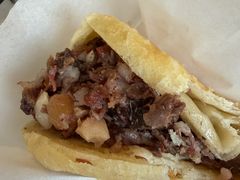 -闫家驴肉老店(华电一校店)