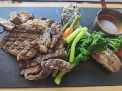 -东西风牛排馆周末烧烤自助(首都机场希尔顿店)