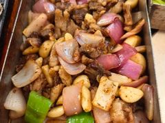 -老东镇啤酒屋海鲜加工·蒸汽海鲜·海鲜烧烤(台东店)