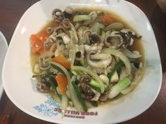 -班赞海鲜市场胖阿姨加工点