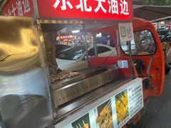 -万松园美食街