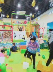 -开心哈乐儿童乐园