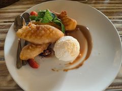 -Hai Bar And Grill
