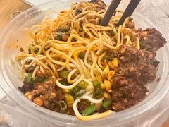 -张鸭子重庆特产卤味小吃(未来国际店)