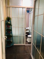 -薇兰专业脱毛连锁机构