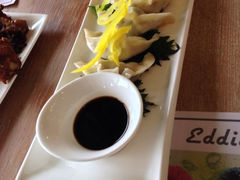 蜗牛锅贴-Eddie's披萨主题餐厅