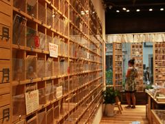 -猫的天空之城概念书店(杭州南宋御街店)