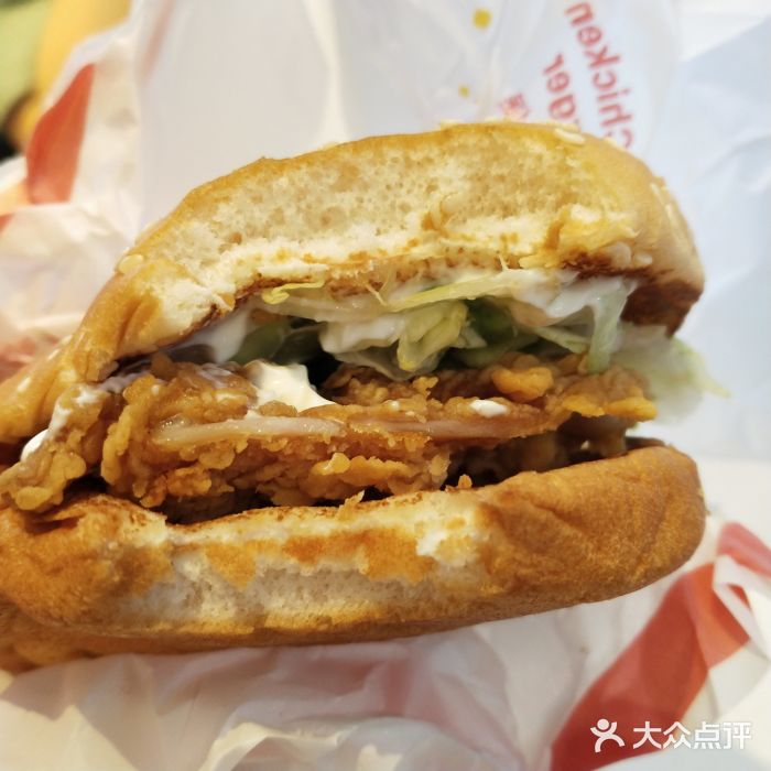 麦当劳(大栅栏店)麦辣鸡腿汉堡图片