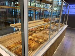 -焙丽拾光(麦凯乐直营店)