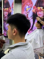 -藤野造型烫发染发