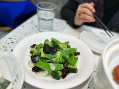 橄榄油炒田园时蔬-大树餐厅(朝阳大悦城店)