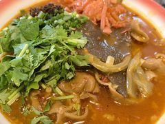 -方铲铲·成都板凳面(滨江银泰店)