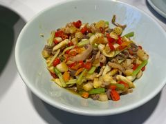 -费大厨辣椒炒肉(高铁吾悦广场店)