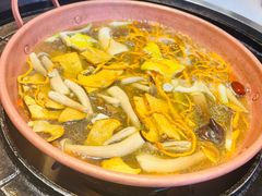 菌汤火锅-段公子·精品云南菜