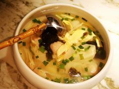 鸡汤鲜虾小馄炖-绿茶餐厅(乐峰广场店)