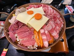 -炙韩料理·部队锅专门店