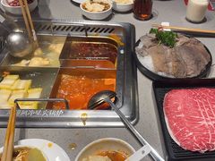 -海底捞火锅(曹安公路店)