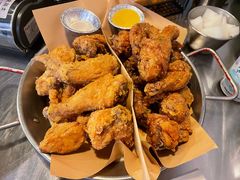 炸鸡翅一半一半-富乐满韩国正宗炸鸡韩国料理(虹泉路店)