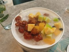 冰镇鲜果咕咾肉冷热两吃-大树餐厅(红旗街万达店)