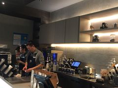 -瑞幸咖啡(怡富广场店)