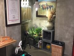 -HIGH FIVE哈福手工汉堡(桂林路店)