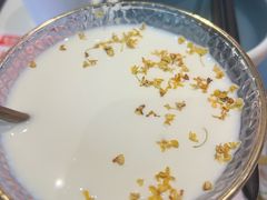 -左庭右院鲜牛肉火锅(金山万达店)