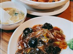 -阳光家常菜游客餐厅(千佛山店)