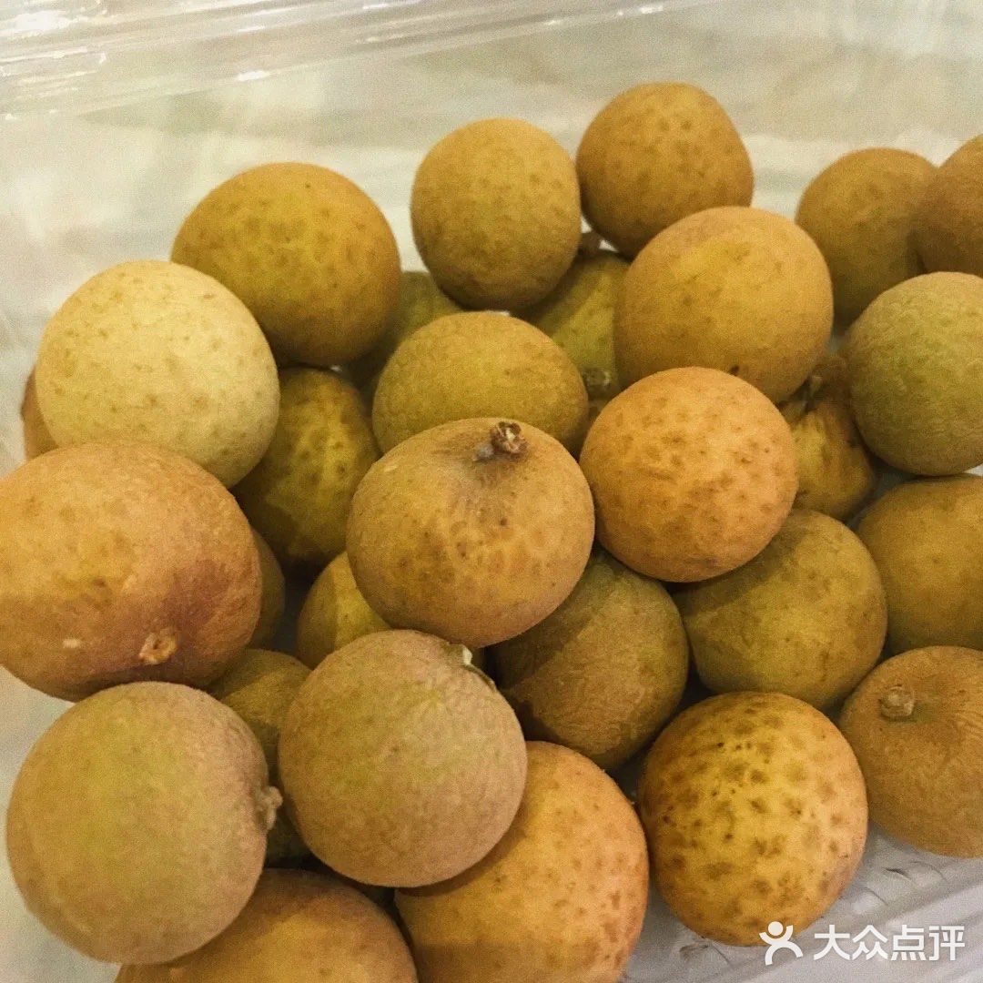 过年啦，家家户户的客厅上，水果是必不可少的