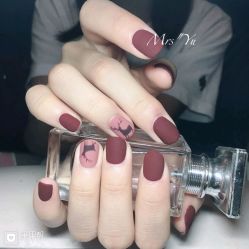 -Pink You美甲洗眉纹绣定制中心