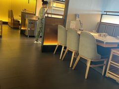 -左庭右院鲜牛肉火锅(浦江欢乐颂店)
